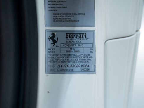 Used 2016 Ferrari California T image 86