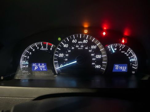 Used 2012 Toyota Camry SE image 27