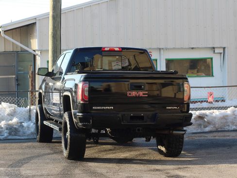 Used 2017 GMC Sierra 1500 Denali image 6