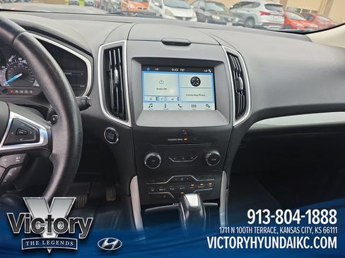 Used 2018 Ford Edge SEL w/ Equipment Group 201A AWD/4WD image 17
