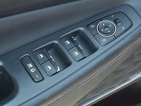 Used 2019 Hyundai Santa Fe Limited AWD/4WD image 21