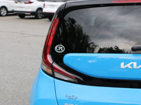 Used 2023 Kia Soul GT-Line FWD image 6