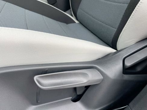 New 2025 Volkswagen Taos S image 37