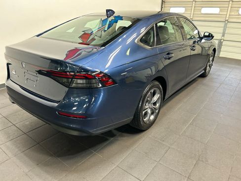 Used 2024 Honda Accord EX image 3