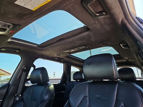 Used 2023 Kia Telluride SX Prestige X-Line image 12