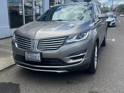 Used 2017 Lincoln MKC Reserve w/ Lincoln MKC Climate Package