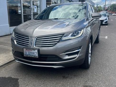 Used 2017 Lincoln MKC Reserve w/ Lincoln MKC Climate Package AWD/4WD image 1