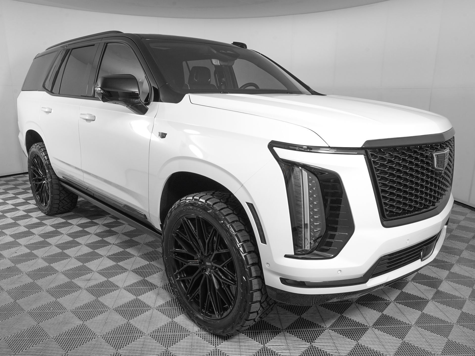 Used 2026 Cadillac Escalade Sport w/ Touring Package AWD/4WD image 4
