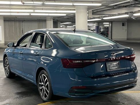 New 2025 Volkswagen Jetta SE image 5