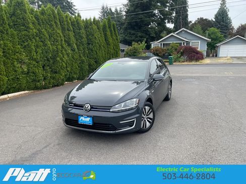 Used 2019 Volkswagen e-Golf SE w/ Driver Assistance Package FWD image 2