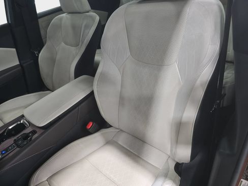 Used 2024 Lexus RX 350 FWD w/ Convenience Package image 25