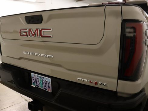 Used 2026 GMC Sierra 2500 AT4X AWD/4WD image 18