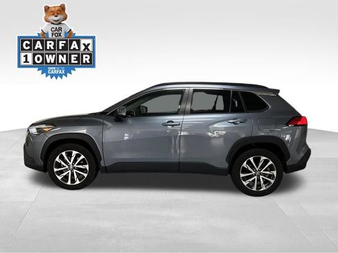 Used 2023 Toyota Corolla Cross XLE w/ Convenience Package AWD/4WD image 2