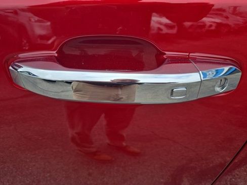 Used 2024 GMC Sierra 1500 SLT w/ SLT Premium Plus Package image 12