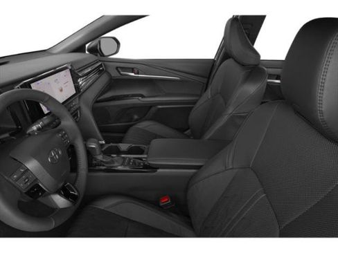 Used 2026 Toyota Camry SE image 30