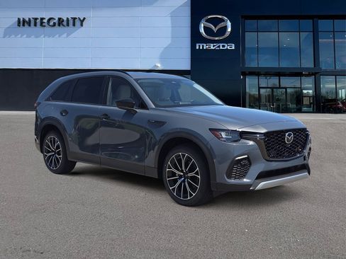 Certified 2025 MAZDA CX-70 Plug-In Hybrid w/ Premium Pkg AWD/4WD image 2
