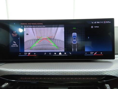 New 2026 BMW 330i Sedan w/ M Sport Package image 15