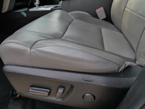 Certified 2020 Toyota Tundra Limited w/ Limited Premium Package AWD/4WD image 20