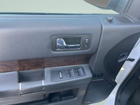 Used 2016 Ford Flex Limited image 22