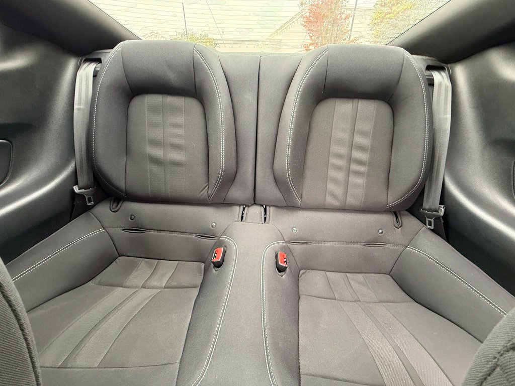 Used 2019 Ford Mustang GT w/ Black Accent Package RWD image 28