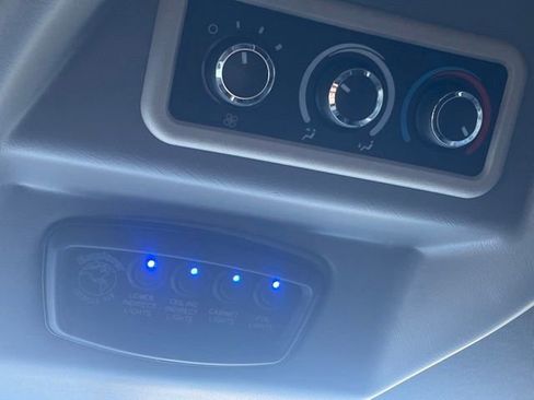 Used 2022 GMC Savana 2500 Extended image 13