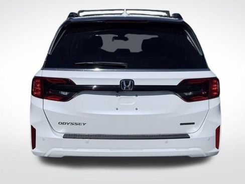 Used 2025 Honda Odyssey Touring image 6