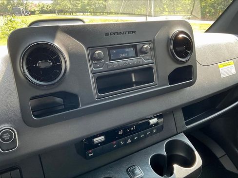 New 2025 Mercedes-Benz Sprinter 3500 image 6