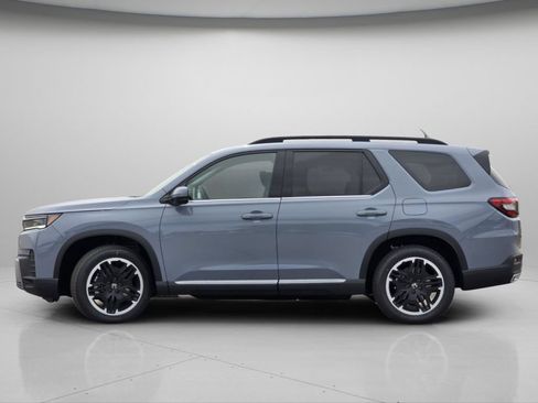 New 2026 Honda Pilot Touring image 17