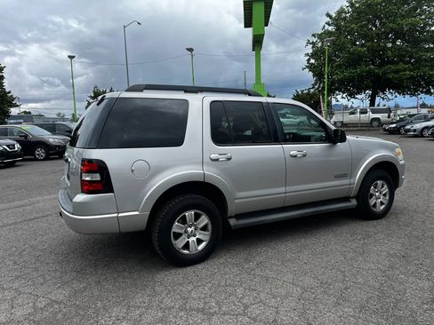 Used 2008 Ford Explorer XLT RWD image 3