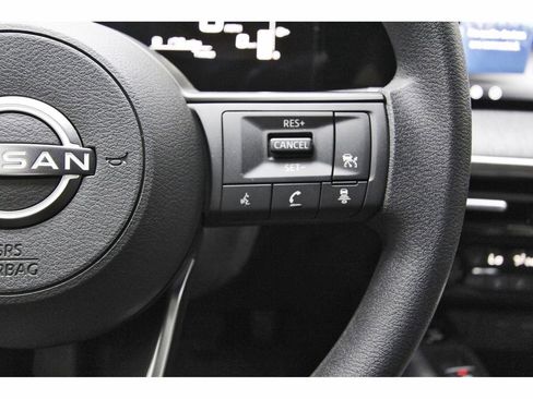 New 2026 Nissan Kicks SV w/ SV Premium Package FWD image 16