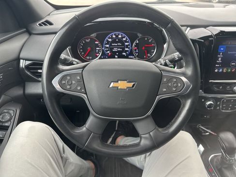 Used 2023 Chevrolet Traverse High Country AWD/4WD image 12