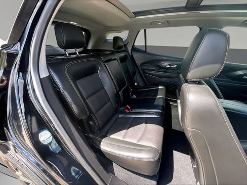 Used 2019 GMC Terrain SLT w/ GMC Pro Grade Package AWD/4WD image 29
