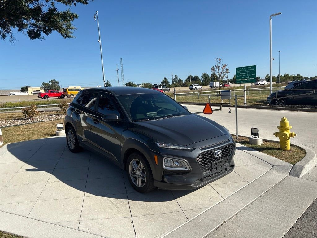 Used 2018 Hyundai Kona SE AWD/4WD image 2