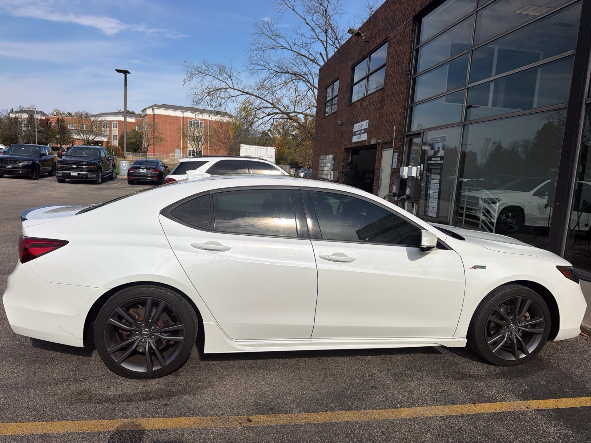 Used 2020 Acura TLX w/ Technology Package AWD/4WD image 8