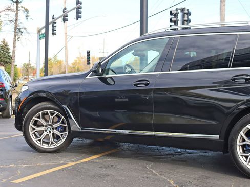 Used 2019 BMW X7 xDrive50i w/ Dynamic Handling Package image 11