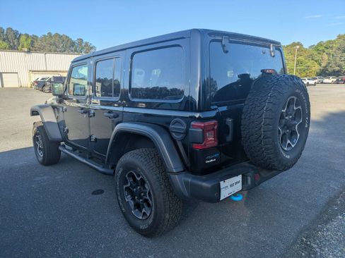 Used 2021 Jeep Wrangler Unlimited Rubicon 4xe w/ Dual Top Group image 3