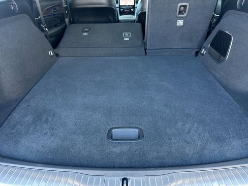 New 2022 Jeep Grand Cherokee Overland w/ Advanced Protech Group III image 15