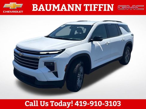 Used 2026 Chevrolet Traverse LT w/ Driver Confidence Package FWD image 7