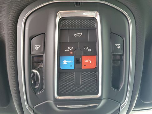 Certified 2023 Jeep Grand Cherokee Altitude AWD/4WD image 21