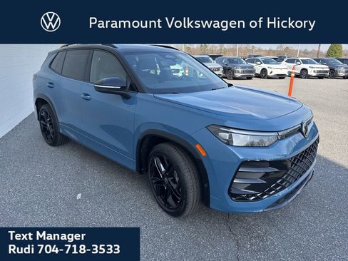 New 2026 Volkswagen Tiguan SE R-Line AWD/4WD image 4