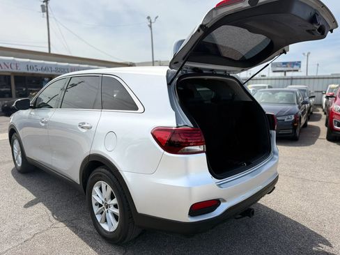 Used 2020 Kia Sorento FWD V6 image 30