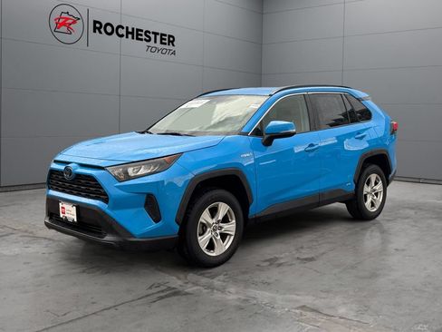 Used 2019 Toyota RAV4 LE AWD/4WD image 7