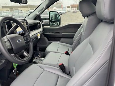 New 2025 Ford F350 XL w/ XL Chrome Package image 9