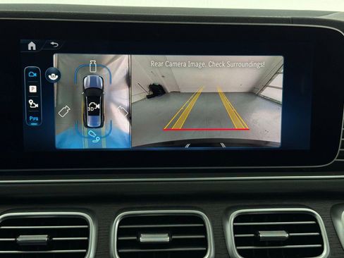 New 2026 Mercedes-Benz GLS 450 4MATIC image 31