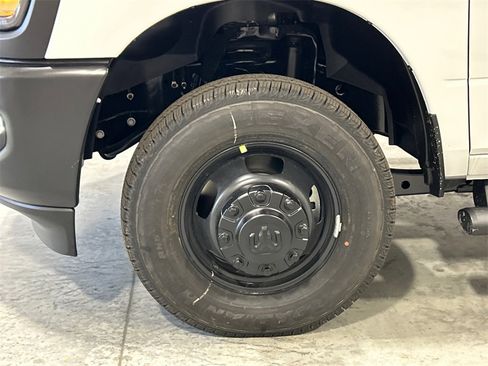 New 2026 RAM 3500 Tradesman image 11