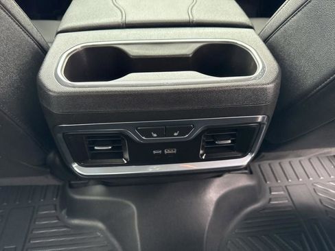 Used 2025 Chevrolet Silverado 2500 LTZ w/ Trail Boss Package image 39