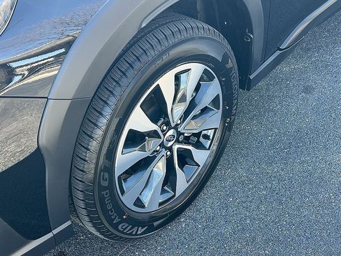 Used 2024 Subaru Outback Touring image 9