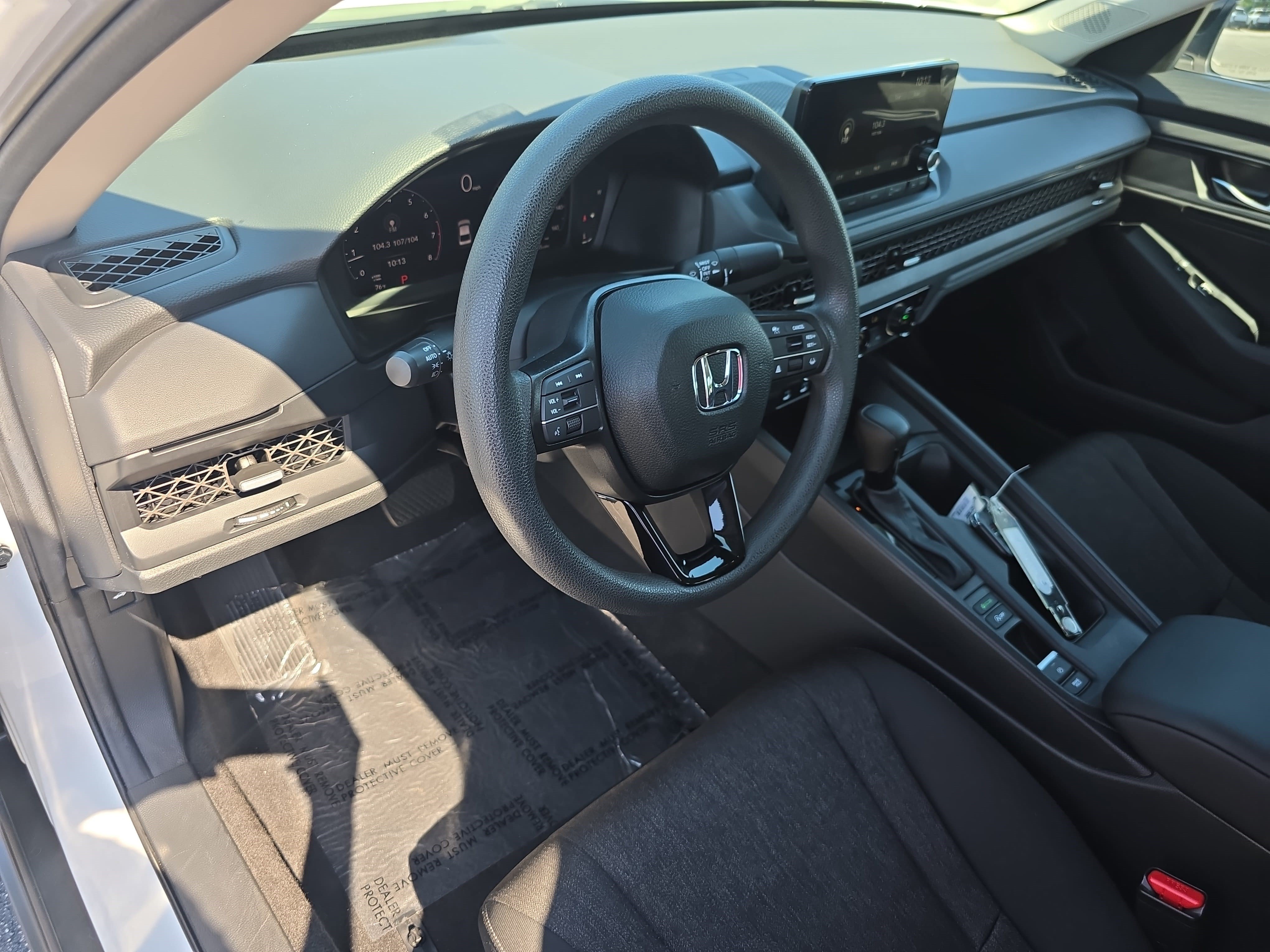 Certified 2025 Honda Accord SE image 15