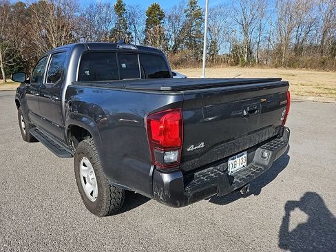 Used 2023 Toyota Tacoma SR image 5