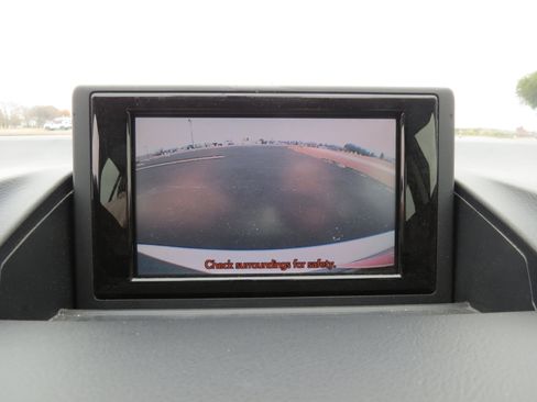 Used 2013 Lexus CT 200h image 19